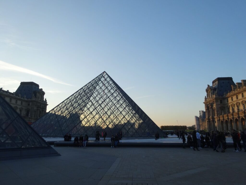 Louvre