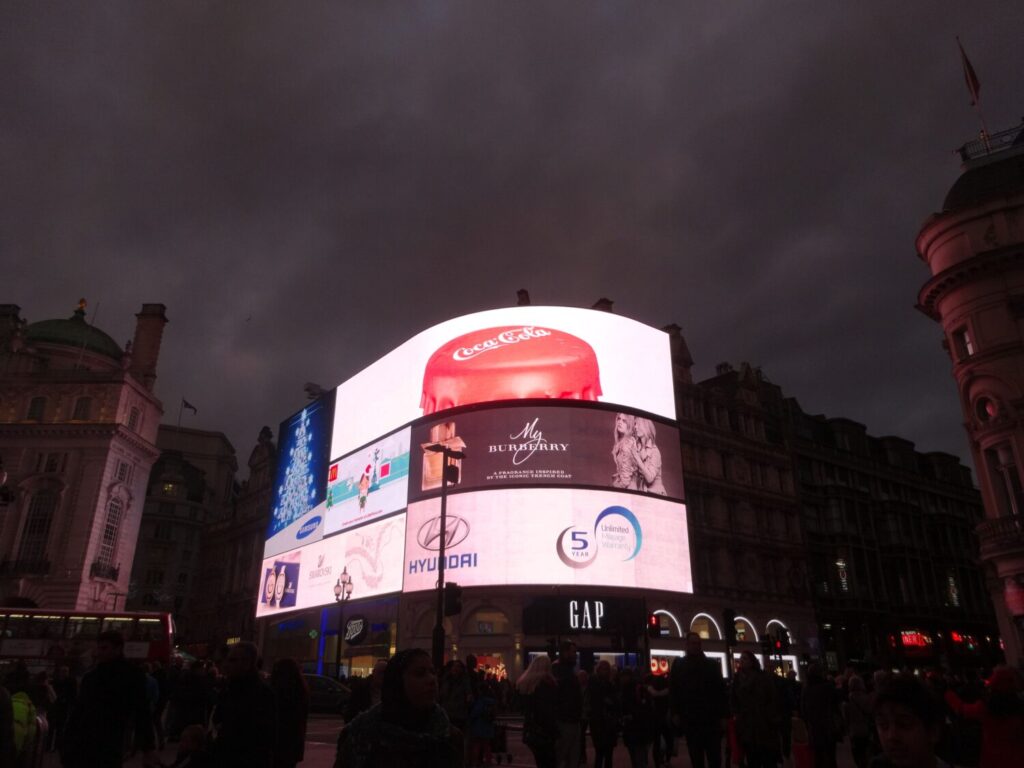 Piccadilly Circus